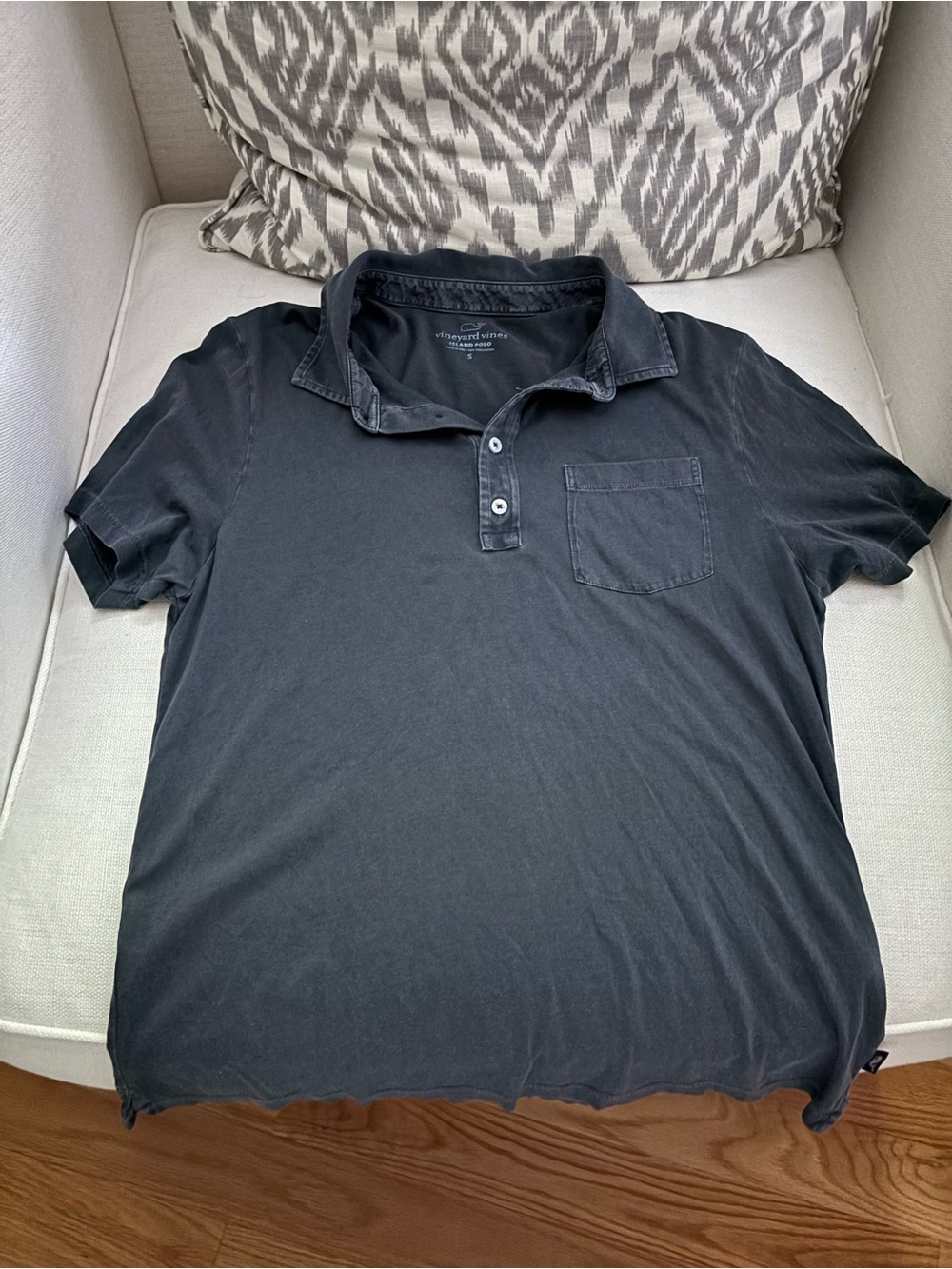 Vineyard Vines Men's Black Short-Sleeve Polo with Chest Pocket